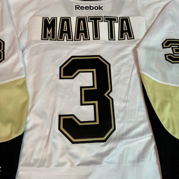2016 NHL Reebok OLLI MAATTA #3 Pittsburgh Penguins Hockey AWAY Jersey Size XXL - Picture 2 of 9